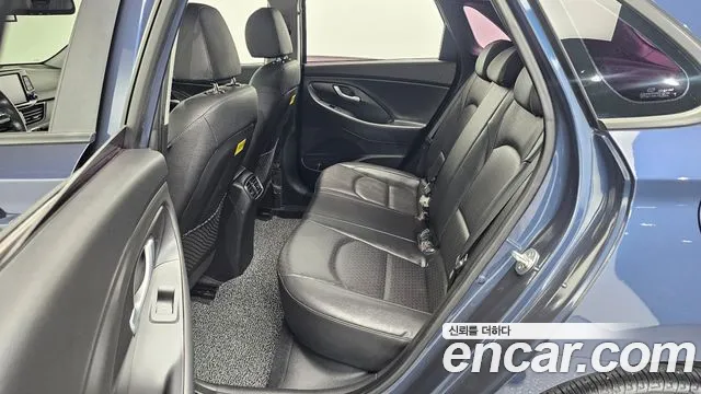Hyundai i30 2018 — фото 17