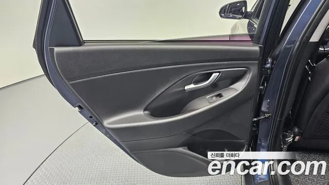Hyundai i30 2018 — фото 15