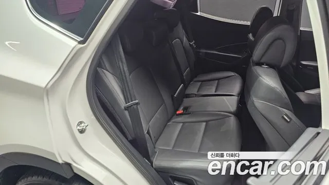 Hyundai Santafe 2015 — фото 18