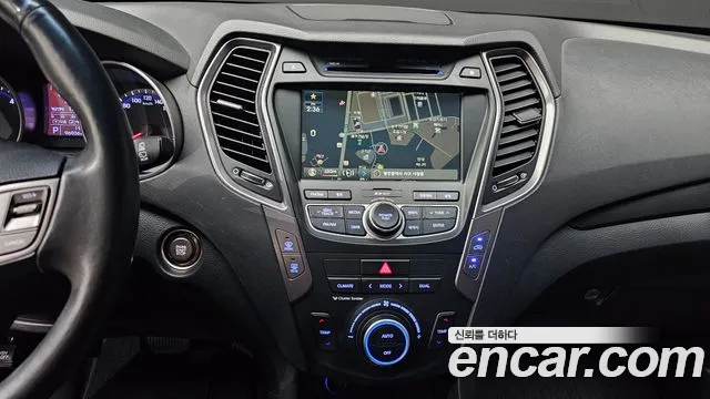 Hyundai Santafe 2015 — фото 20