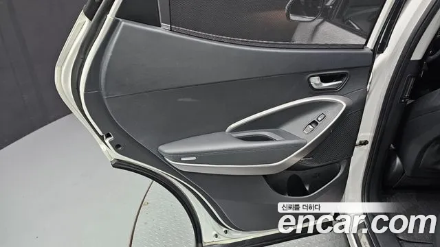 Hyundai Santafe 2015 — фото 15