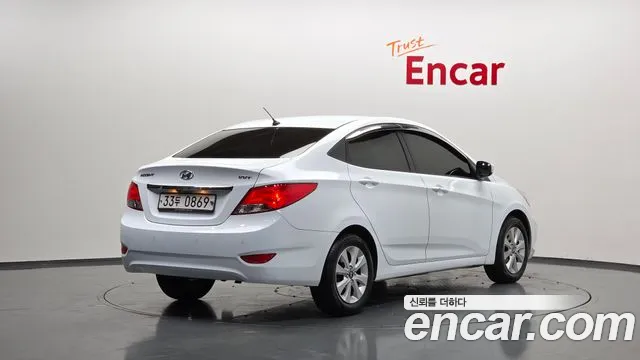 Hyundai Accent 2017 — фото 2