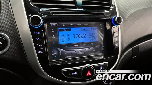 Hyundai Accent 2017 — фото 16