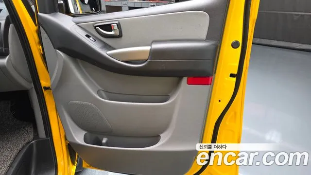 Hyundai Starex 2021 — фото 14