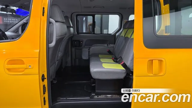 Hyundai Starex 2021 — фото 15