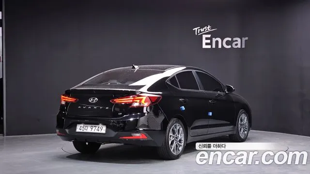Hyundai AVANTE 2019 — фото 2