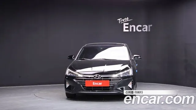 Hyundai AVANTE 2019 — фото 3