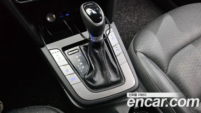 Hyundai AVANTE 2019 — фото 12