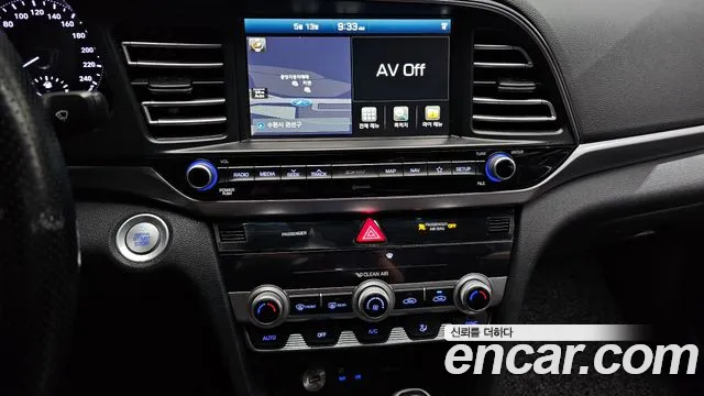 Hyundai AVANTE 2019 — фото 19