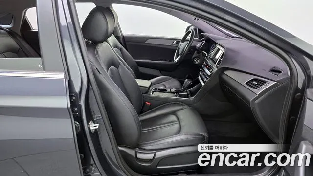 Hyundai Sonata 2019 — фото 16