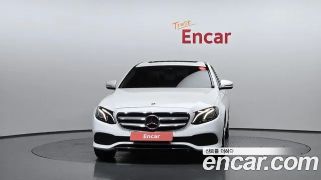 Mercedes-Benz E-Class 2018 — фото 3
