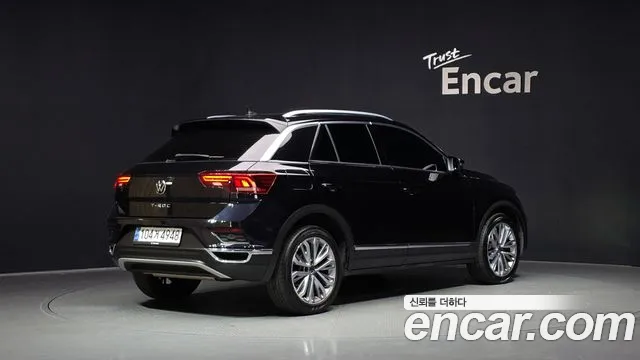 Volkswagen T-Roc 2021 — фото 2
