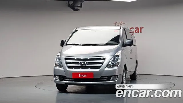 Hyundai Starex 2018 — фото 3