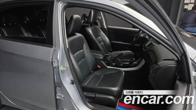 Honda Accord 2016 — фото 12