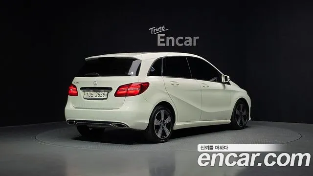 Mercedes-Benz B-Class 2018 — фото 2