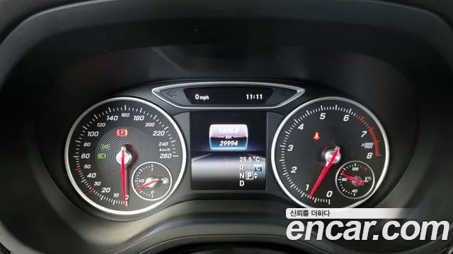 Mercedes-Benz B-Class 2018 — фото 11