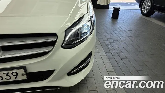 Mercedes-Benz B-Class 2018 — фото 8