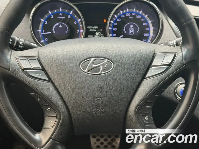 Hyundai Sonata 2014 — фото 10