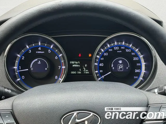 Hyundai Sonata 2014 — фото 11