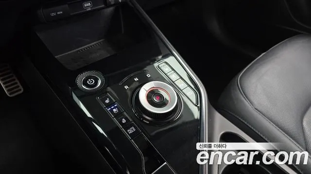 Kia Niro 2024 — фото 12