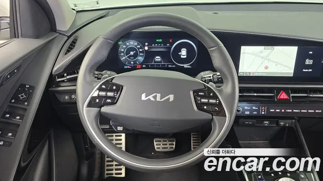 Kia Niro 2024 — фото 19