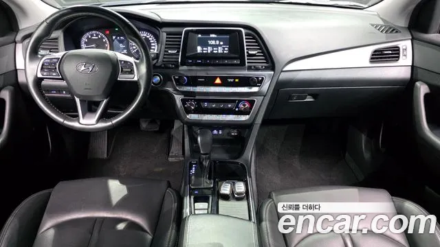 Hyundai Sonata 2019 — фото 12