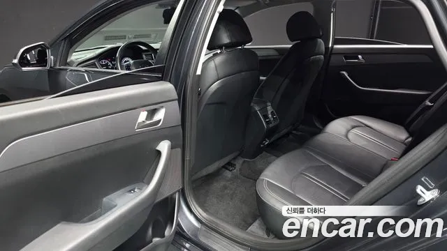 Hyundai Sonata 2019 — фото 17
