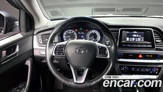 Hyundai Sonata 2019 — фото 18