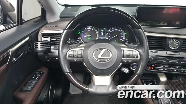 Lexus RX 2019 — фото 13
