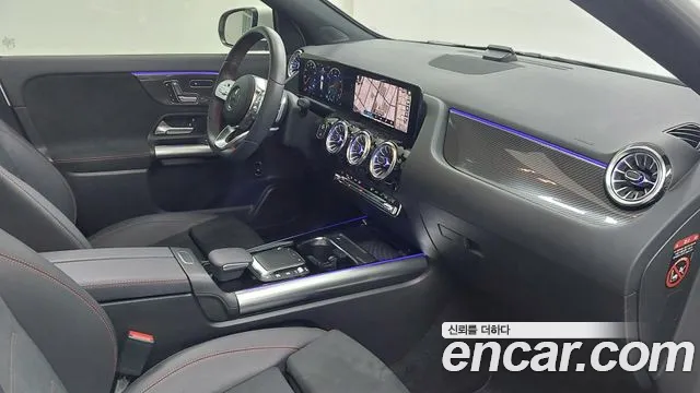Mercedes-Benz GLA-Class 2023 — фото 9