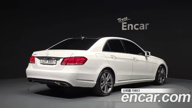 Mercedes-Benz E-Class 2014 — фото 2