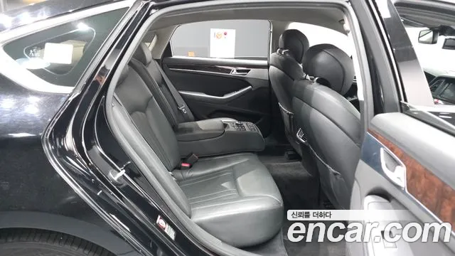 Hyundai Genesis 2015 — фото 18