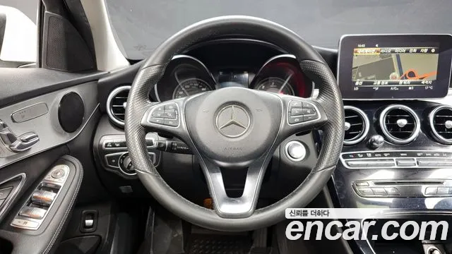 Mercedes-Benz C-Class 2016 — фото 12