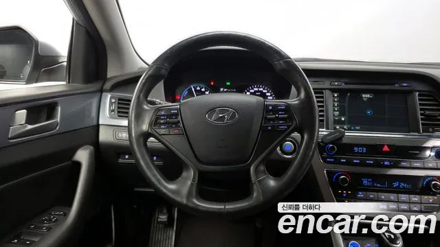 Hyundai Sonata 2016 — фото 13