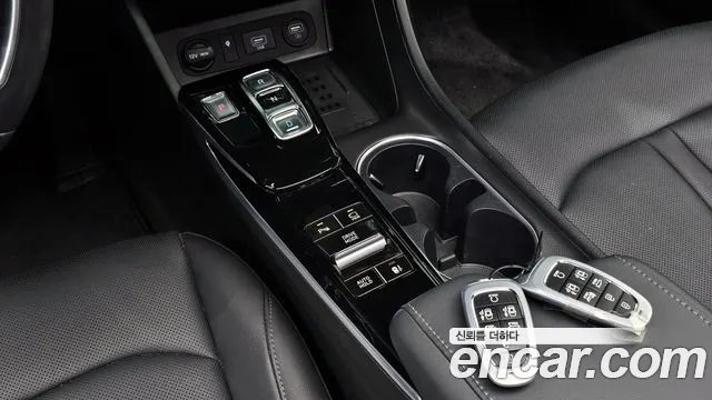 Hyundai Sonata 2023 — фото 11