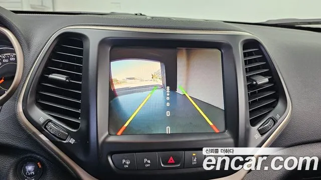 Jeep Cherokee 2015 — фото 15
