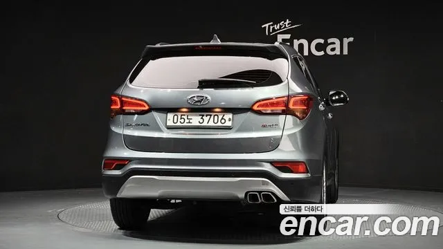 Hyundai Santafe 2017 — фото 4