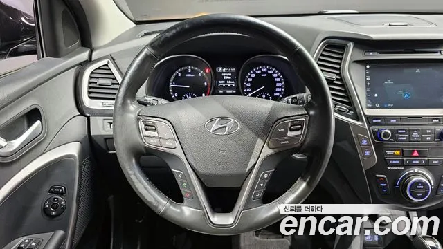 Hyundai Santafe 2017 — фото 20