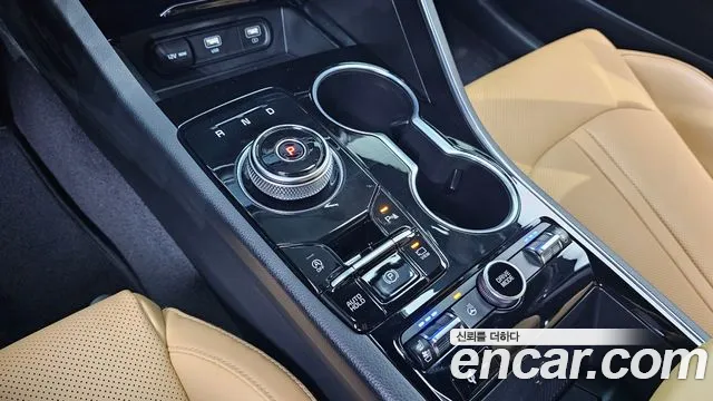 Kia K5 2022 — фото 12