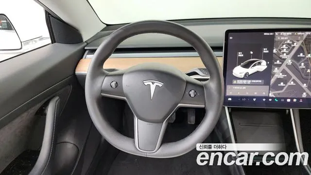 Tesla Model 3 2020 — фото 15