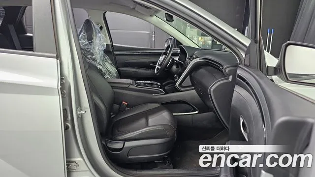 Hyundai Tucson 2023 — фото 13