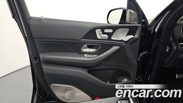 Mercedes-Benz GLS-Class 2022 — фото 13
