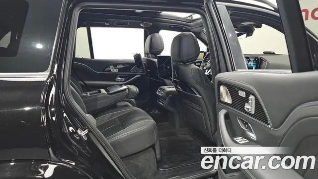 Mercedes-Benz GLS-Class 2022 — фото 15