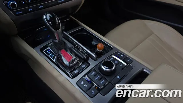 Hyundai Genesis 2015 — фото 12