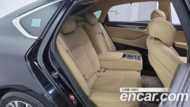 Hyundai Genesis 2015 — фото 17