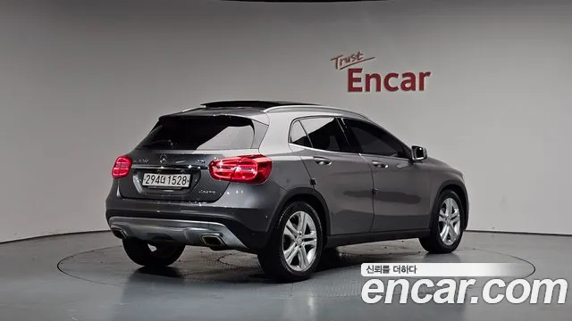 Mercedes-Benz GLA-Class 2015 — фото 1