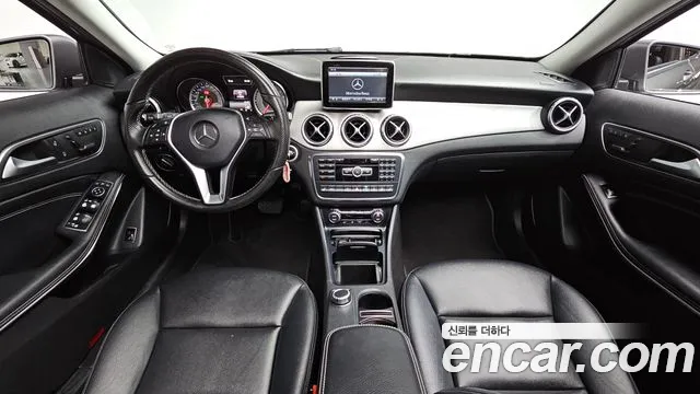 Mercedes-Benz GLA-Class 2015 — фото 9