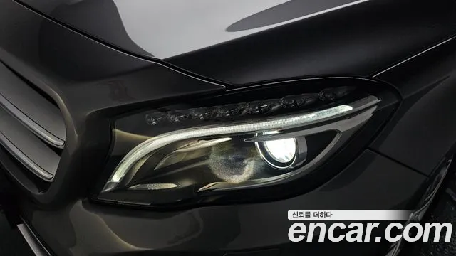 Mercedes-Benz GLA-Class 2015 — фото 7