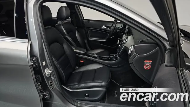 Mercedes-Benz GLA-Class 2015 — фото 15