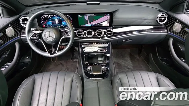 Mercedes-Benz E-Class 2021 — фото 10